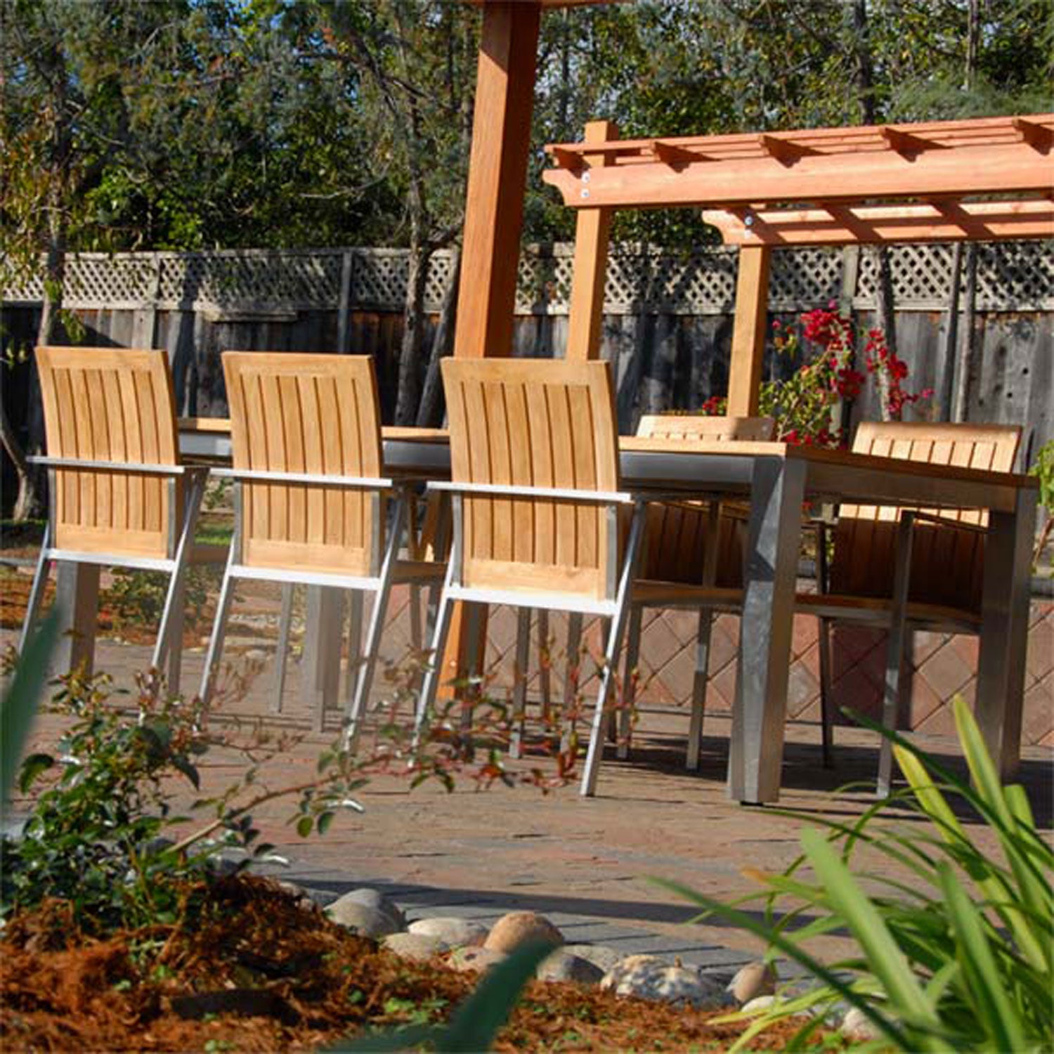 Teak-Steel Outdoor Stacking Chair Alzette