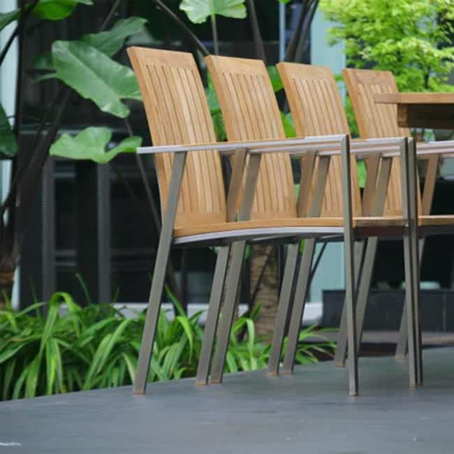 7 Pc Steel & Teak Frontslide Extension Dining Set – Signature Table & Alzette Stacking Chairs | Seats 6